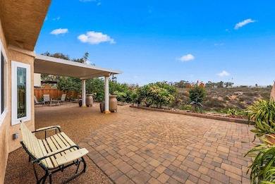10791 Wallingford Rd, San Diego, CA 92126 - photo 2