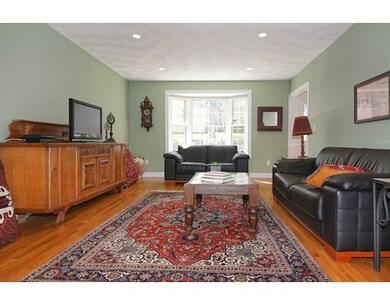 5 Melvin St unit A, Wakefield, MA 01880 - photo 4