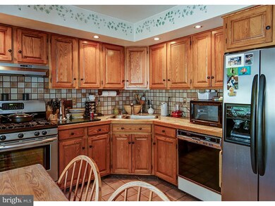 17 Ridgewood Cir, Haddonfield, NJ 08033 - photo 5