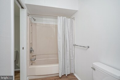 16 Uxbridge Place unit T7, Sewell, NJ 08080 - photo 3