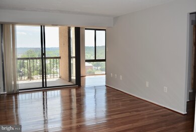 The Brittany unit 516, Arlington, VA 22204 - photo 2