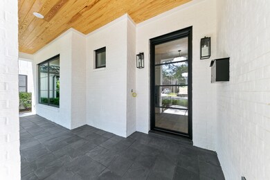 1526 Cheshire Ln, Houston, TX 77018 - photo 3