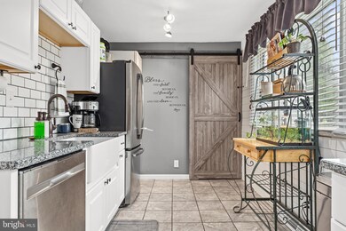 22 Woodbine Ave, Maple Shade, NJ 08052 - photo 6