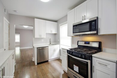 6044 N Fairfield Ave, Chicago, IL 60659 - photo 7