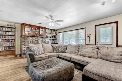 104 W Acheson St, Denison, TX 75021 - photo 6