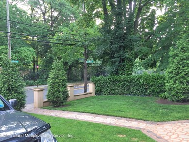 663 Broadway, Staten Island, NY 10310 - photo 4