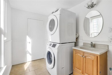 128 Chestnut Ave unit 2, Jersey City, NJ 07306 - photo 2