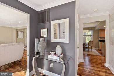 2208 Halter Ln, Reston, VA 20191 - photo 3