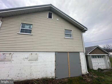 62 Stable Aly, Paw Paw, WV 25434 - photo 4