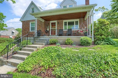 409 N Waverly St, Reading, PA 19607 - photo 2