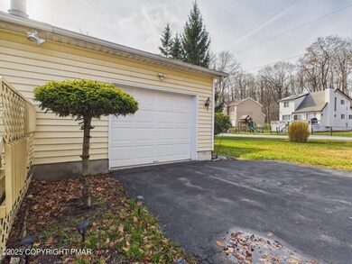 252 Coach Rd, Tobyhanna, PA 18466 - photo 7