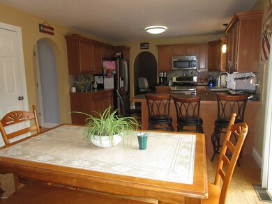 126 Primrose Ln, Milford, PA 18337 - photo 5