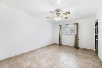 17010 David Glen Dr, Friendswood, TX 77546 - photo 4