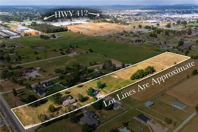 832 Klenc Rd, Tontitown, AR 72762 - photo 2