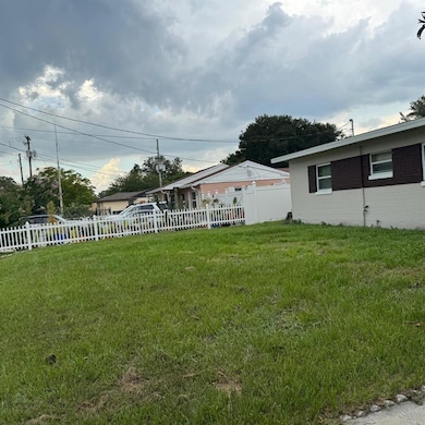 5715 Elon Dr, Orlando, FL 32808 - photo 2