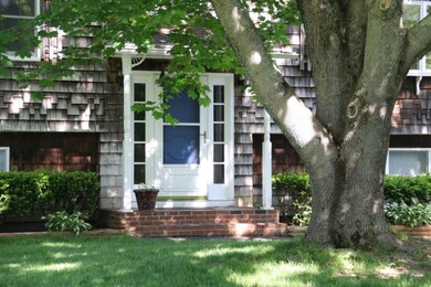 center entrance split entry
