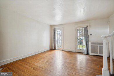 275 Copley Rd, Upper Darby, PA 19082 - photo 4
