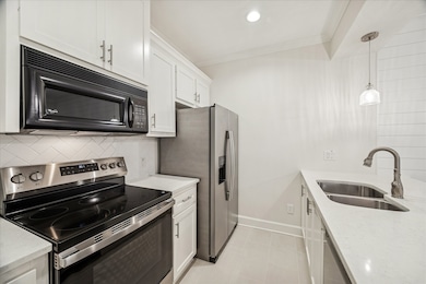 11711 Memorial Dr unit 127, Houston, TX 77024 - photo 2