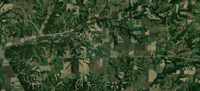 2 Plaza, Barry, IL 62312 - photo 3