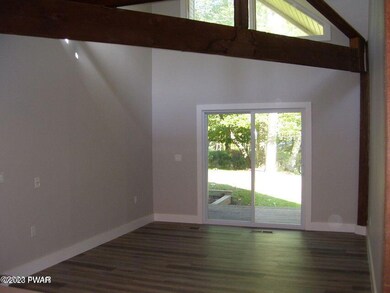 108 Snowball Ln unit D, Tafton, PA 18464 - photo 2