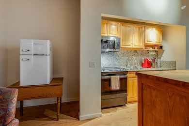 637 Alto St unit C, Santa Fe, NM 87501 - photo 6