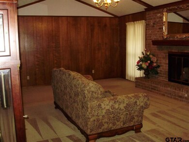 8211 8211 Purdue Dr, Tyler, TX 75703 - photo 6