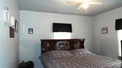 822 Hanna Blvd, Waterloo, IA 50701 - photo 6