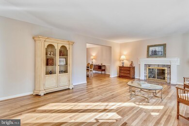 12014 Canter Ln, Reston, VA 20191 - photo 4