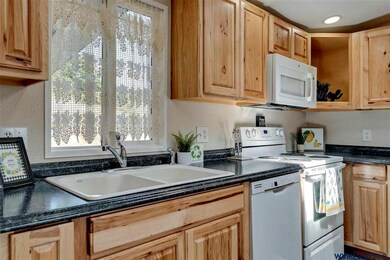 1580 NE Center St, Sheridan, OR 97378 - photo 7