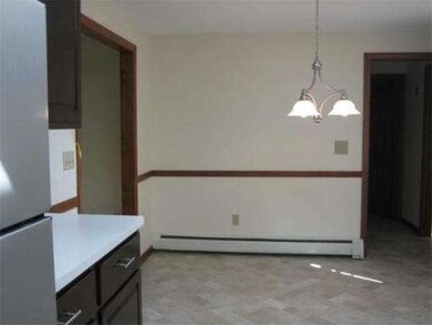 33 Sheerman Ln, Amherst, MA 01002 - photo 6