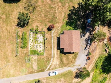 2145 Gypsy Glen Rd, Beaver, PA 15009 - photo 5