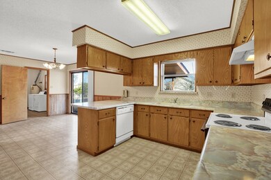 618 Cross Mountain Dr, Fredericksburg, TX 78624 - photo 5