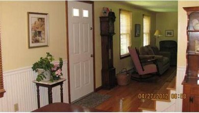 73 Strong Rd, Southampton, MA 01073 - photo 4