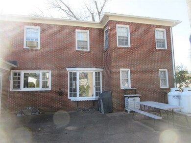 282 Meshanticut Valley Pkwy, Cranston, RI 02920 - photo 7