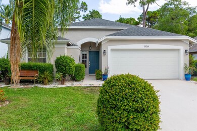 15128 Oak Chase Ct, Wellington, FL 33414 - photo 2
