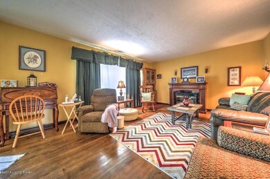 808 Elmwood Ave 10113