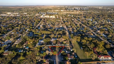 11 Rosebud Cir, Uvalde, TX 78801 - photo 3