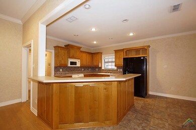 7912 Chancery Ln, Tyler, TX 75703 - photo 4