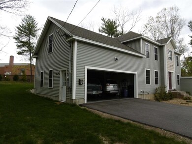 22 Lenox Rd unit 2, Derry, NH 03038 - photo 4