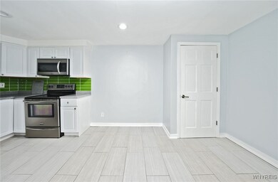 West Ferry Place Apartments unit 28B, Buffalo, NY 14222 - photo 3