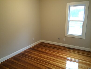 81 Field St, West Springfield, MA 01089 - photo 7