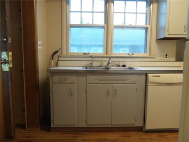 875 Walnut St, Franklin, IN 46131 - photo 5