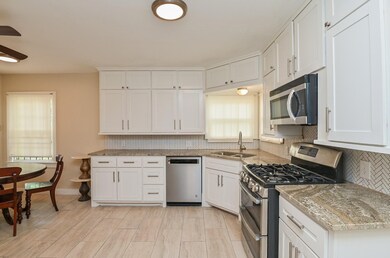 3738 Charleston St, Houston, TX 77021 - photo 5