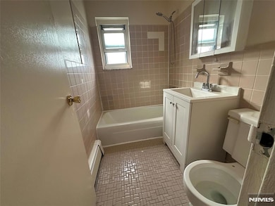 475 Grand Ave unit 1C, Palisades Park, NJ 07650 - photo 6