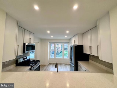 104 W Locust St, Occoquan, VA 22125 - photo 7