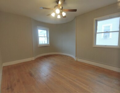 58 Providence St unit 3, Worcester, MA 01604 - photo 3