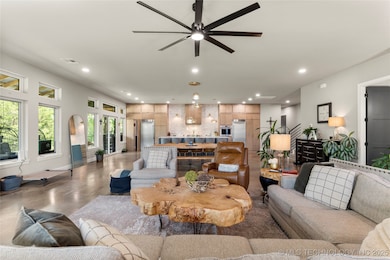 8562 Adams Creek Rd, Beggs, OK 74421 - photo 7