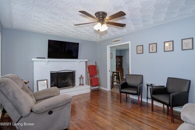 3625NewShepherdsvilleRd-7