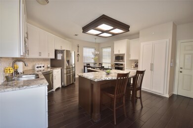 8003 Oakwood Hollow St, Houston, TX 77040 - photo 3