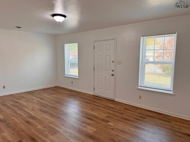 1827 Eden Ln, Wichita Falls, TX 76306 - photo 3